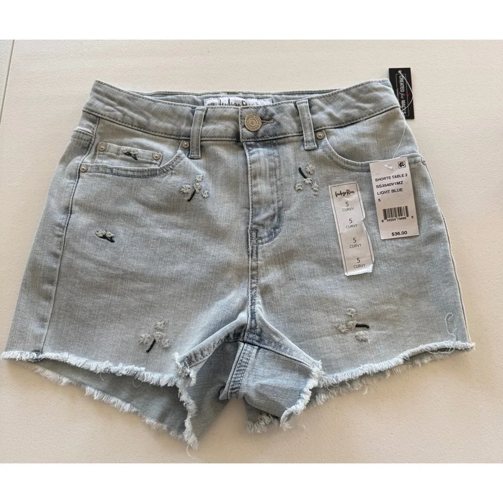 Indigo Rein Shorts Juniors Size 5 Curvy High Rise light blue Stretch